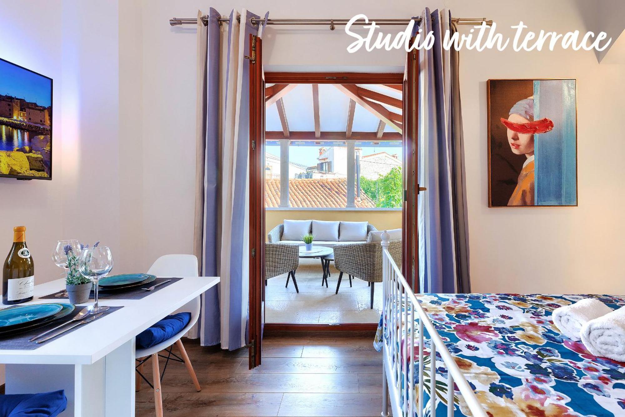 Studios Notte Sul Porto Rovinj Exterior foto